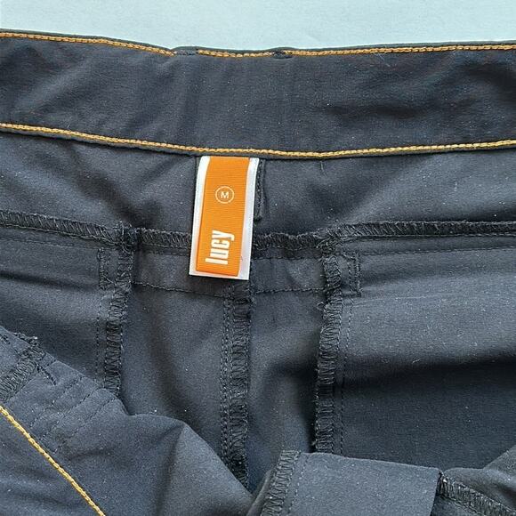 Lucy Walkabout Capri Pants Performance Hiking Athletic Outdoor Travel Black Sz M - Picture 7 of 10